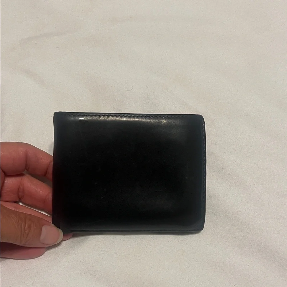 Kenneth Cole mens black butter soft leather bi-fold wallet